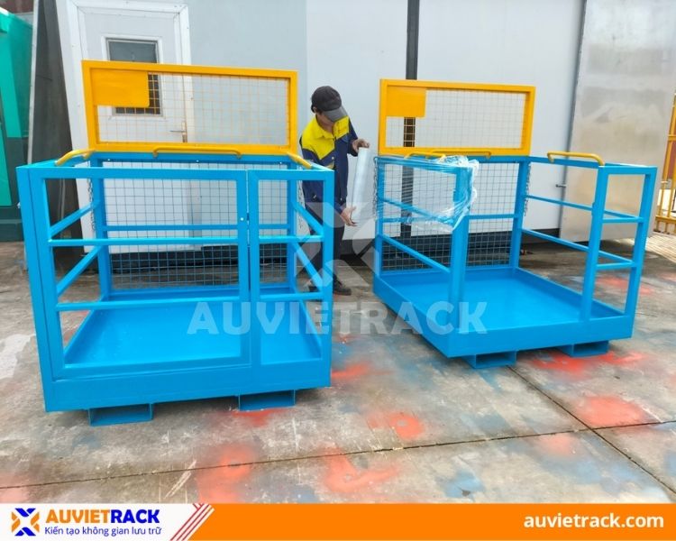 Lồng Nâng Người