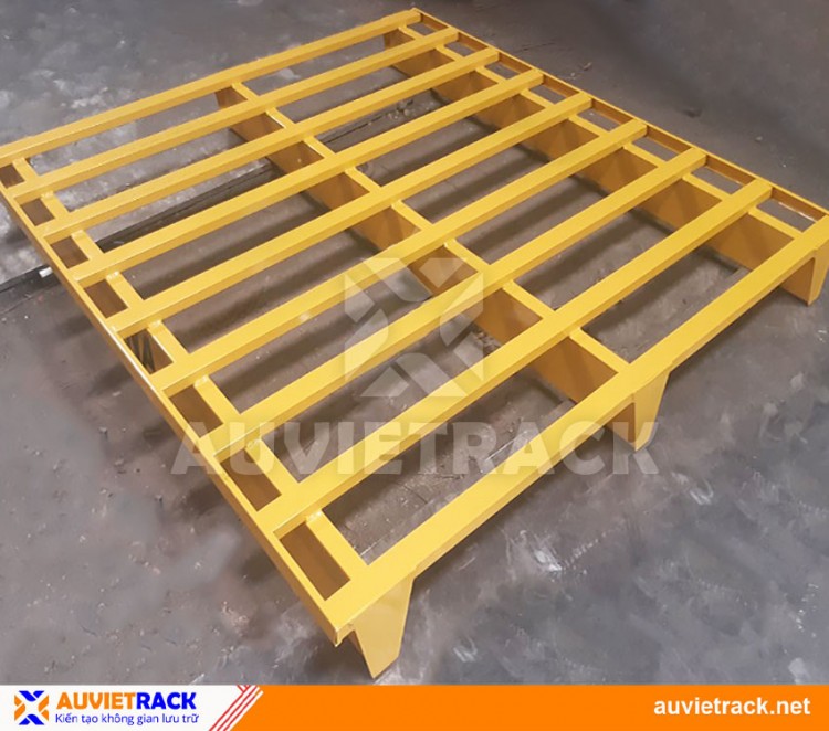 FLAT STEEL PALLET