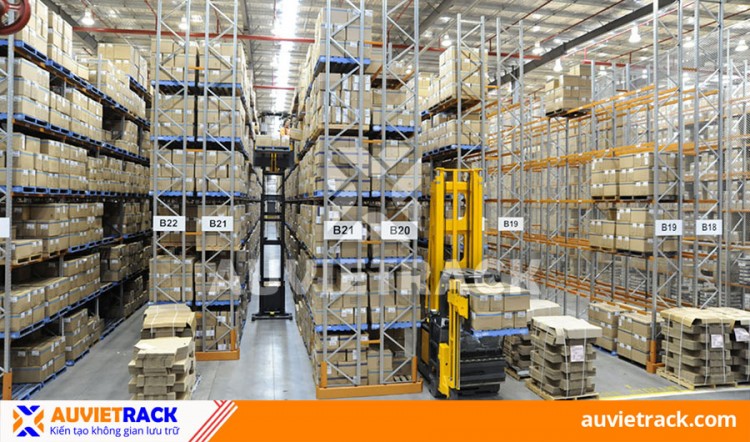 VNA Racking (Very Narrow Aisle Racking) Are Used For Which Warehouses?