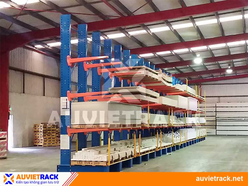Cantilever rack for industrial boards