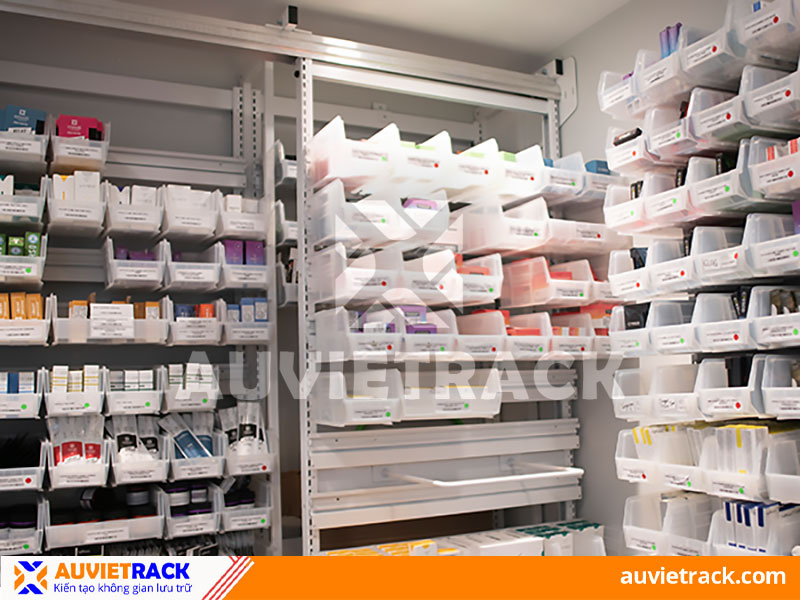 Storage bin rack for pharmaceuticals
