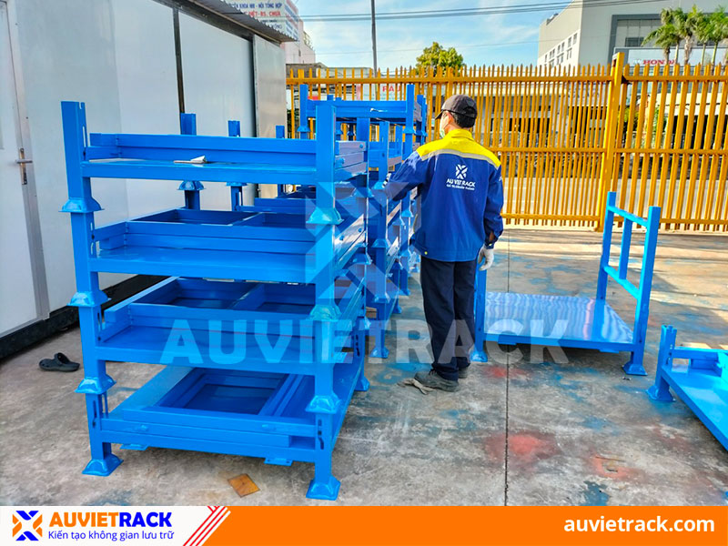 Pallet sắt chồng gấp - Au Viet Rack