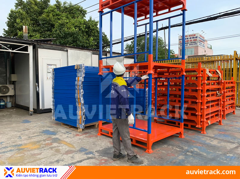 Advantages of steel pallets - Au Viet Rack