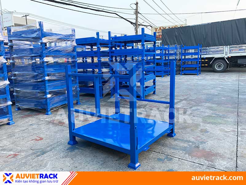 Steel Pallets at Au Viet Rack Manufacturing Facility