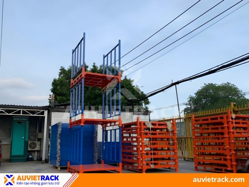 Pallet sắt xếp chồng tại Đ&agrave; Nẵng