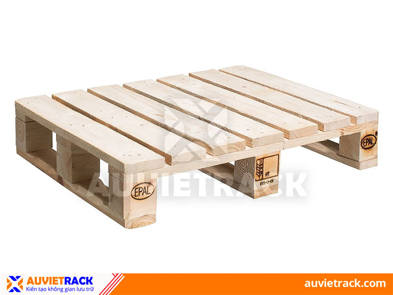 1-sided pallet with 4 lifting directions