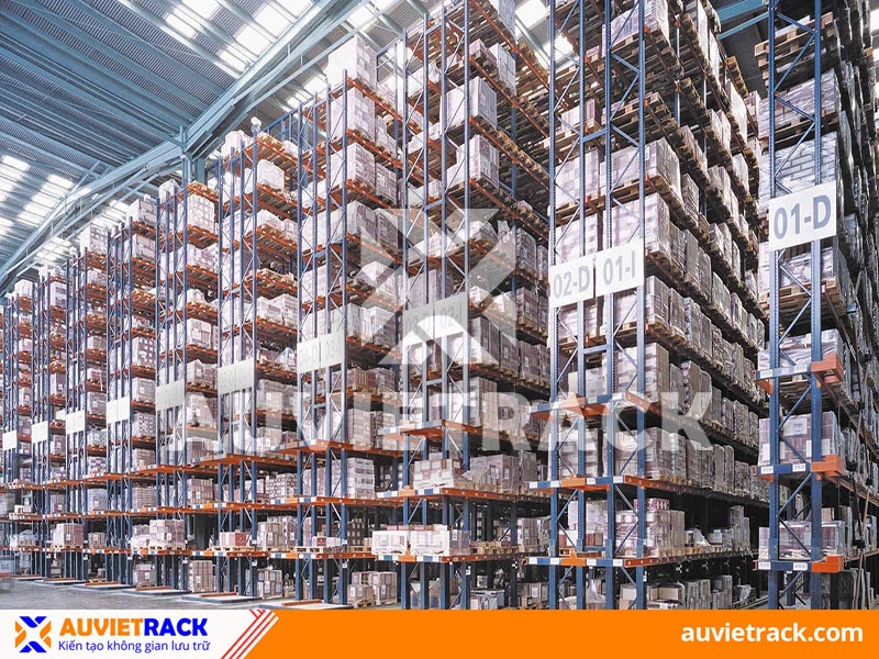 Kệ VNA cho kho hàng công nghiệp