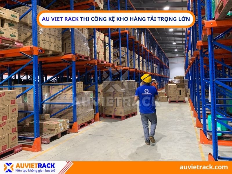 Au Viet Rack thi cong ke tai trong nang