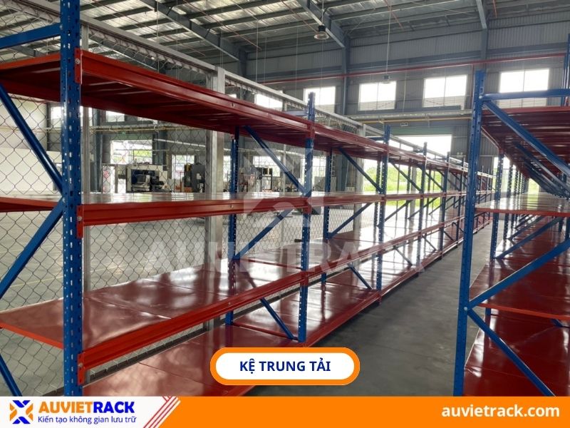 Kệ trung tải