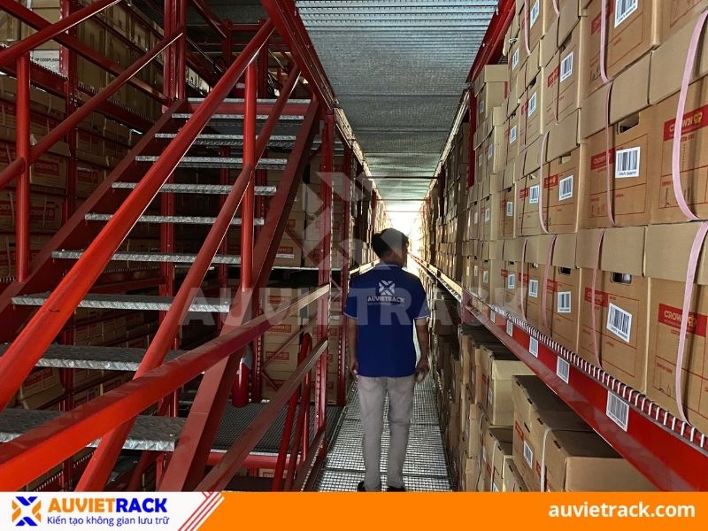 Dự án sàn thao tác cho kho logistics