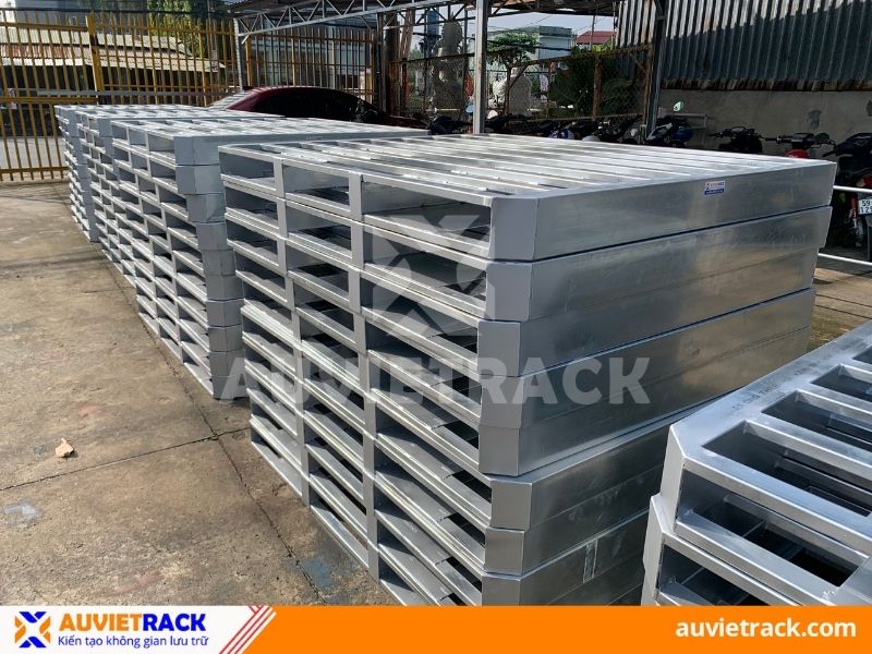 Pallet sắt mạ kẽm