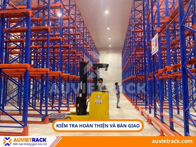 Kiểm tra ho&agrave;n thiện v&agrave; b&agrave;n giao