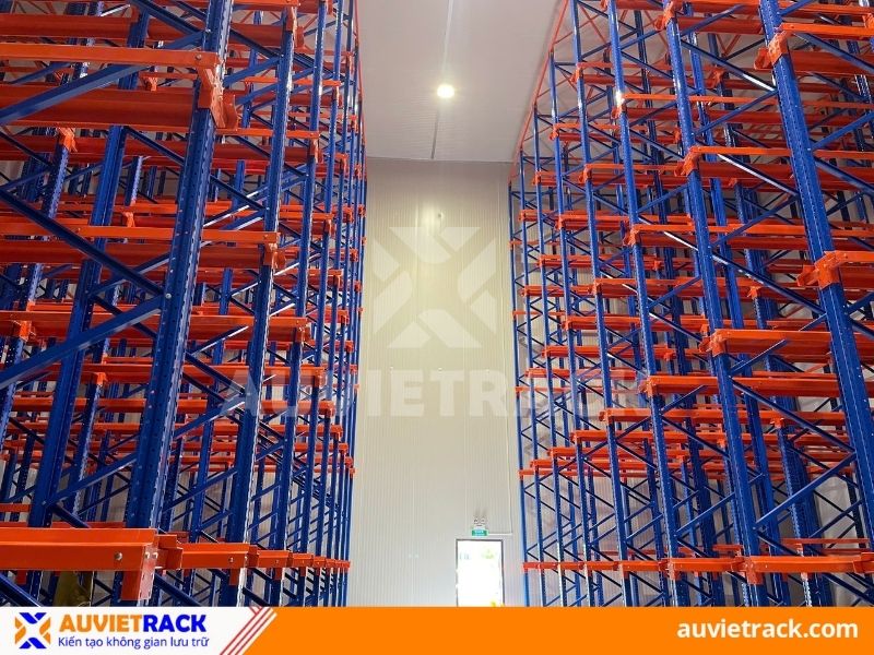 C&aacute;c c&ocirc;ng tr&igrave;nh kệ kho lạnh 2