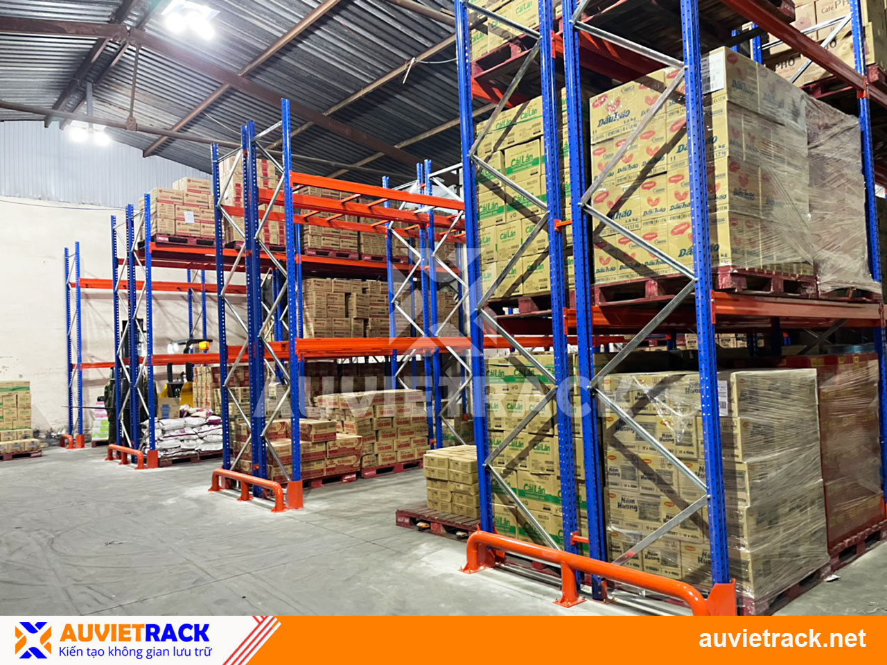 Selective Racking in food storage warehouses