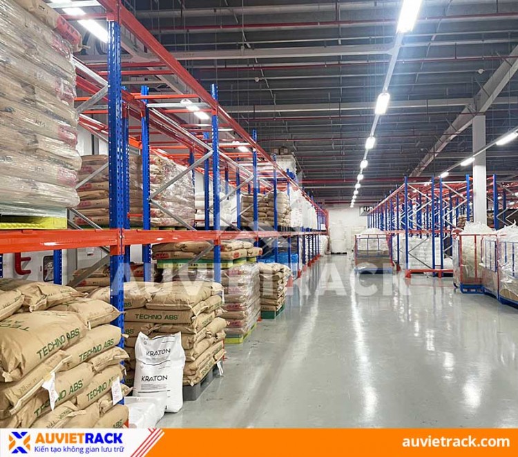 DOUBLE DEEP RACKING