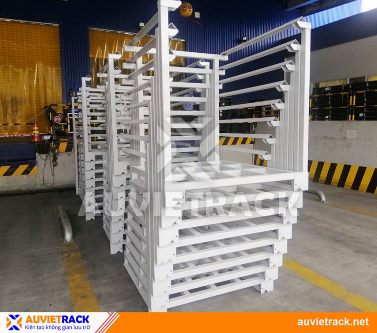 PALLET SẮT CHỒNG GHÉP