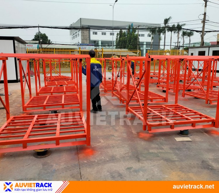 PALLET SẮT CHỒNG GHÉP