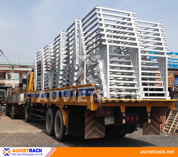 PALLET SẮT CHỒNG GHÉP