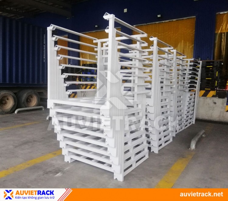 PALLET SẮT CHỒNG GHÉP