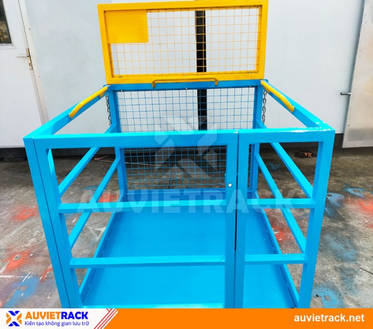 FORKLIFT SAFETY CAGE