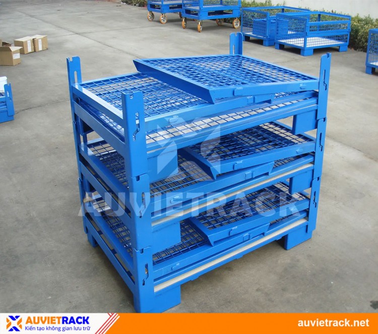 STACKABLE WIRE MESH PALLET