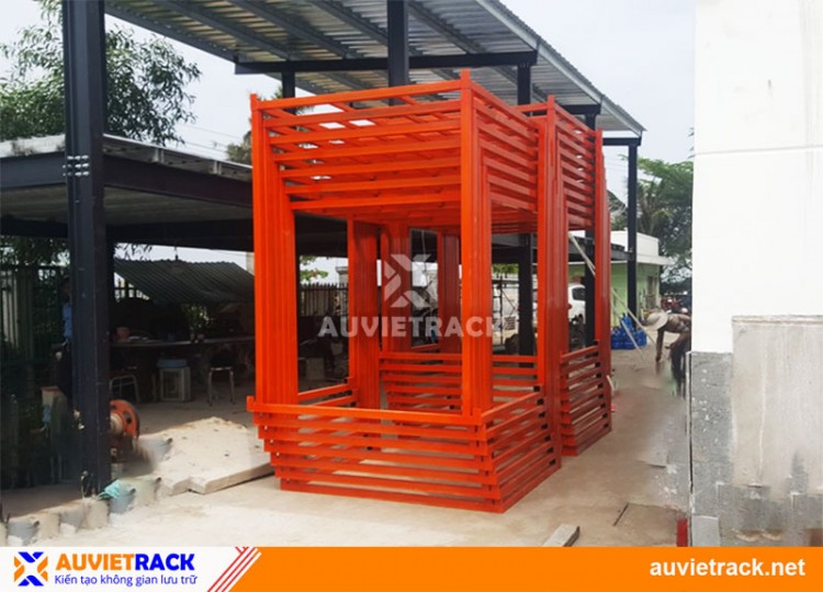 PALLET SẮT CHỒNG NGƯỢC