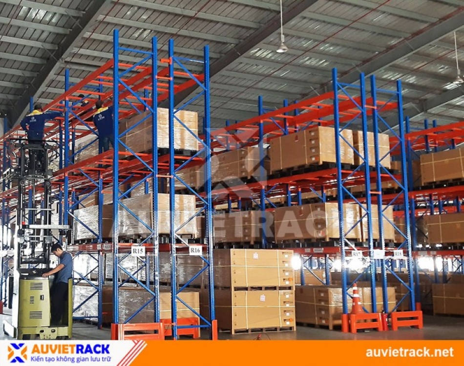 KỆ CHỨA HÀNG SELECTIVE CÓ KHẢ NĂNG LƯU TRỮ ĐA DẠNG
