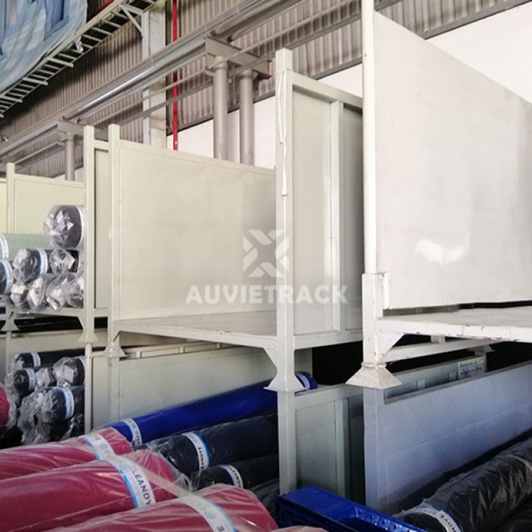 Hoàn thành lắp đặt kệ selective chứa thùng carton