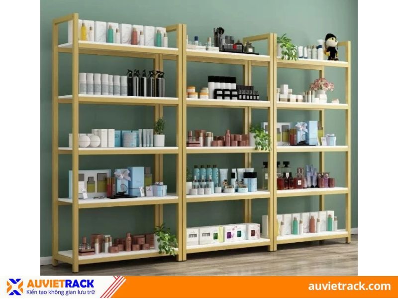 Kệ gỗ trưng b&agrave;y sản phẩm 3